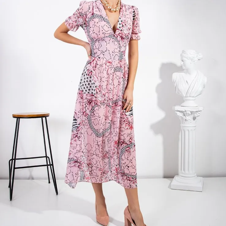 Różowa damska maxi sukienka - Odzież