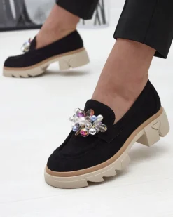 Royalfashion Ażurowe czarne mokasyny damskie Peloga