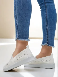 Royalfashion Ażurowe damskie półbuty slip on Mayla