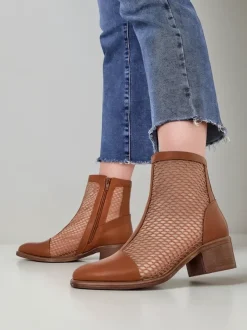 Royalfashion Ażurowe Damskie botki na niskim obcasie Rowices