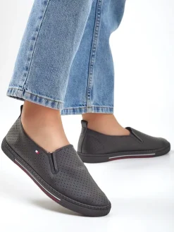 Royalfashion Ażurowe damskie półbuty slip on Vielles