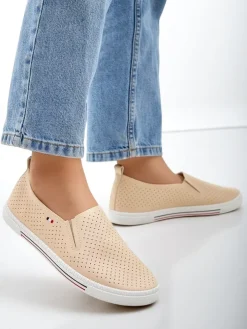 Royalfashion Ażurowe damskie półbuty slip on Vielles