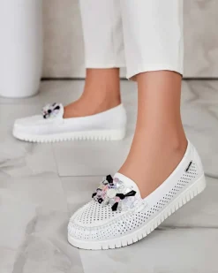 Royalfashion Ażurowe mokasyny damskie z koralikami Nasfali