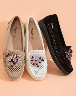 Royalfashion Ażurowe mokasyny damskie z koralikami Namis