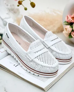 Royalfashion Ażurowe mokasyny damskie Leteller