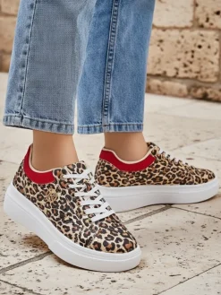 Royalfashion Ażurowe sportowe sneakersy damskie Leopess