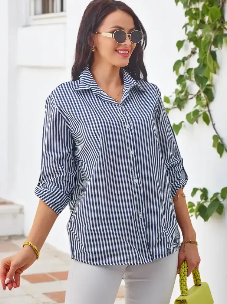 Royalfashion Bawełniana damska koszula w paski z wiązaniem na dole