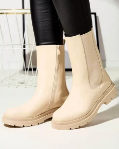 Royalfashion Beżowe damskie wysokie botki na płaskim obcasie Vedesa