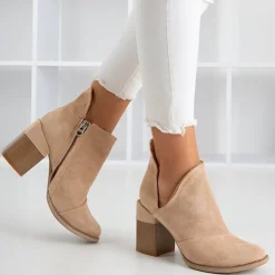 Royalfashion Beżowe damskie botki na słupku z wycięciami Cintura