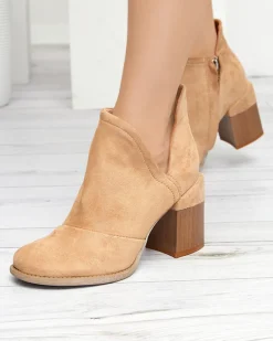 Royalfashion Beżowe damskie botki na słupku z wycięciami Cintura