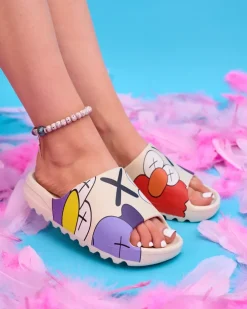 Royalfashion Beżowe damskie klapki Elmino