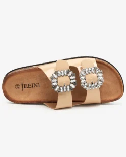 Royalfashion Beżowe damskie klapki ze zdobionymi klamerkami Olimika