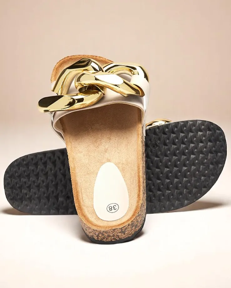 Royalfashion Beżowe klapki damskie z ozdobą Sofig