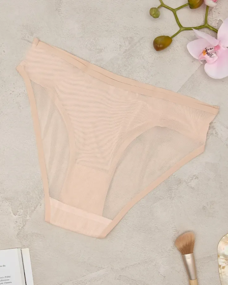 Royalfashion Beżowe majtki figi damskie z siateczki