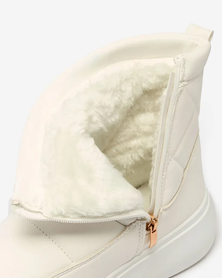 Royalfashion Białe damskie botki a'la śniegowce Kacecica