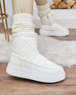 Royalfashion Białe damskie botki a'la śniegowce Kacecica