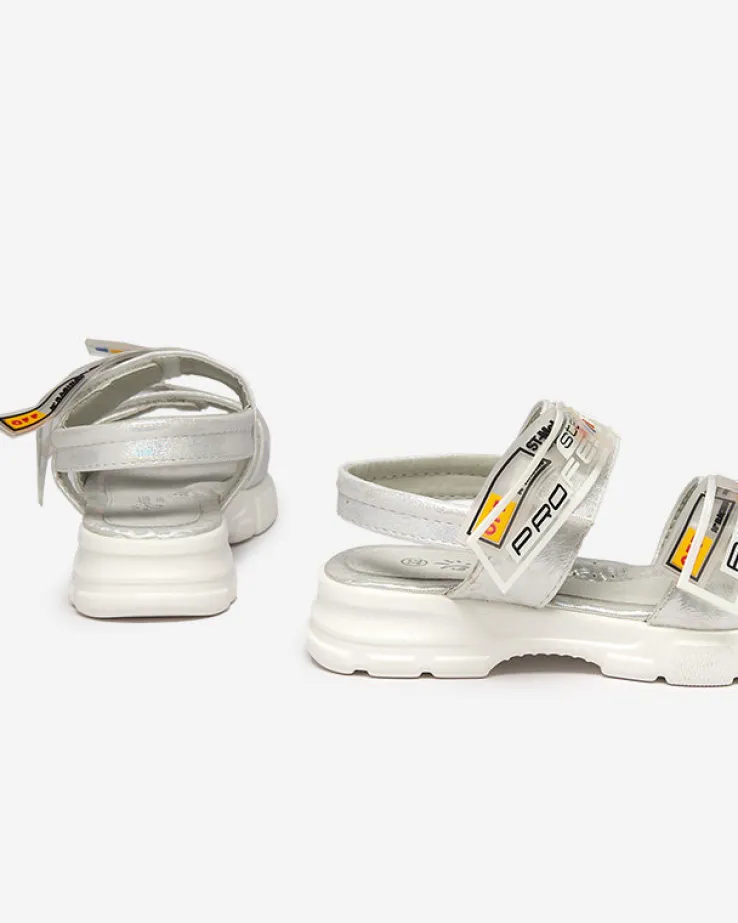 Royalfashion Białe dziecięce sandałki zapinane na rzepy Keris