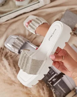 Royalfashion Białe klapki damskie z cyrkoniami Emkoy