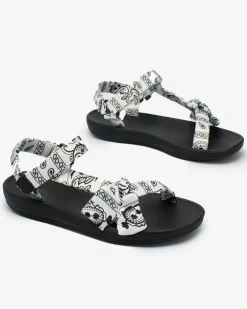 Royalfashion Białe sandały damskie z kokardką Oyall