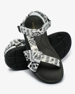 Royalfashion Białe sandały damskie z kokardką Oyall