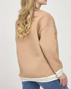 Royalfashion Bluza damska z ociepleniem w kolorze jasnobrązowym