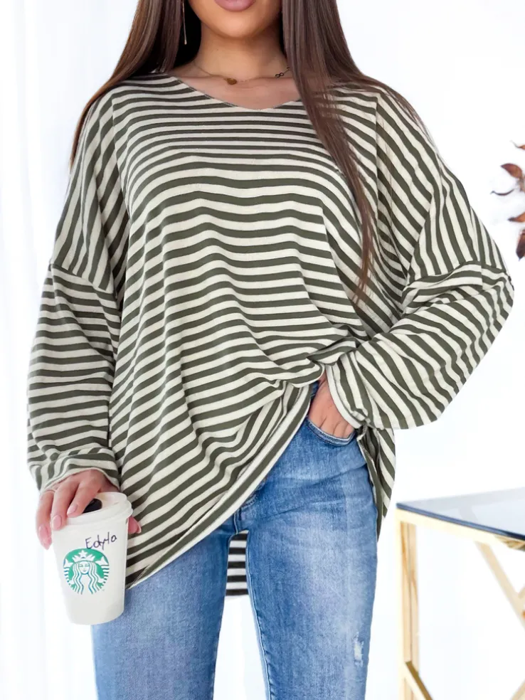 Royalfashion Bluzka damska w zielone paseczki z brokatem