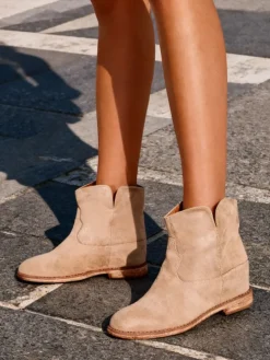 Royalfashion Botki a'la kowbojki na krytym koturnie Blueston