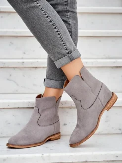 Royalfashion Botki a'la kowbojki na krytym koturnie Blueston