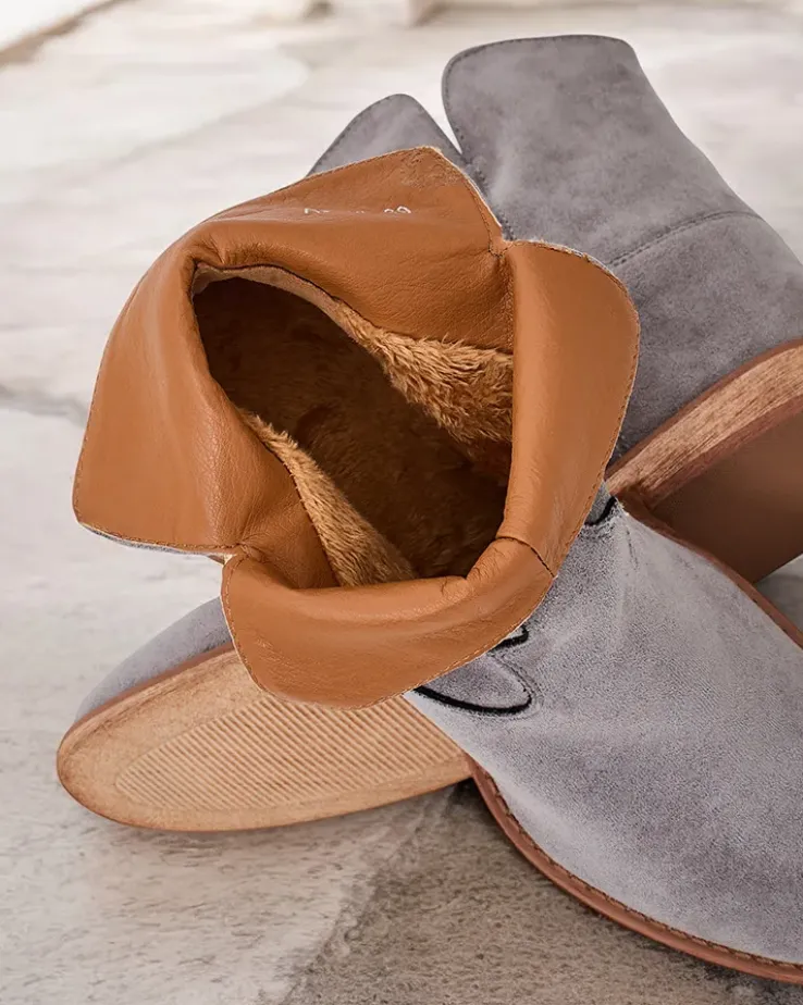 Royalfashion Botki a'la kowbojki na krytym koturnie Blueston