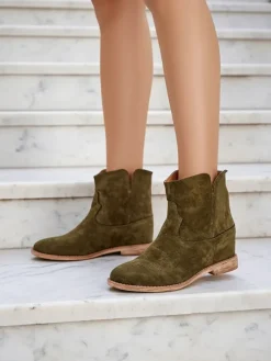 Royalfashion Botki a'la kowbojki na krytym koturnie Blueston