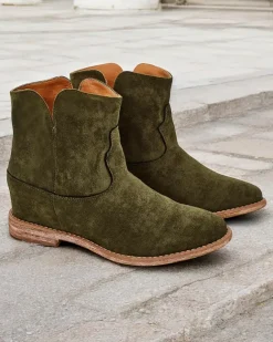 Royalfashion Botki a'la kowbojki na krytym koturnie Blueston