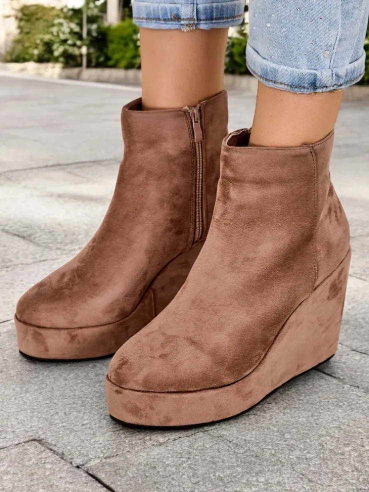 Royalfashion Botki damskie na koturnie Sieffa