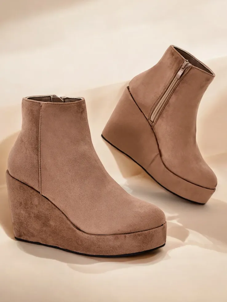 Royalfashion Botki damskie na koturnie Sieffa