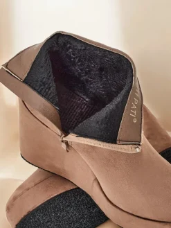 Royalfashion Botki damskie na koturnie Sieffa