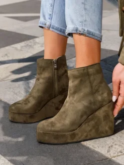 Royalfashion Botki damskie na koturnie Sieffa