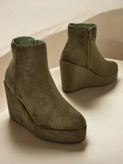 Royalfashion Botki damskie na koturnie Sieffa