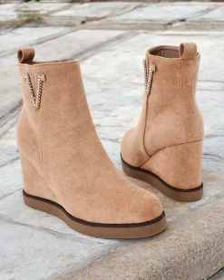 Royalfashion Botki damskie na koturnie Nerias