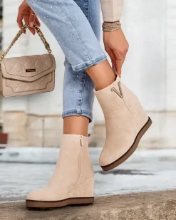 Royalfashion Botki damskie na koturnie Nerias