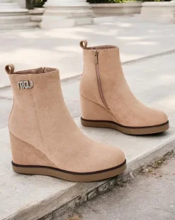 Royalfashion Botki damskie na koturnie Serda