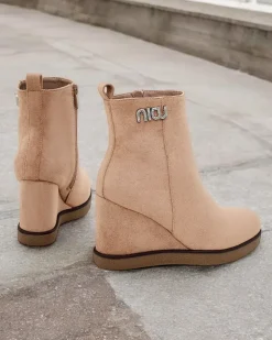 Royalfashion Botki damskie na koturnie Serda