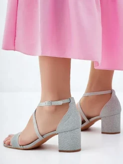 Royalfashion Brokatowe damskie sandały Rokates