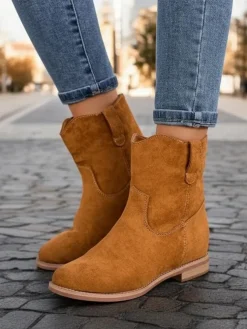 Royalfashion Brązowe botki a'la kowbojki na krytym koturnie Jelluma