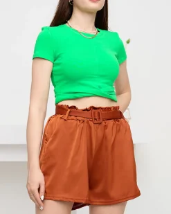 Royalfashion Brązowe damskie satynowe krótkie spodenki