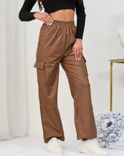 Royalfashion Brązowe damskie spodnie typu bojówki z eko skóry