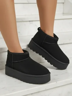 Royalfashion Buty a'la śniegowce damskie na platformie w kolorze czarnym Dagodo