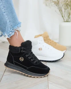 Royalfashion Buty sportowe damskie z ociepleniem w kolorze czarnym Cerrto