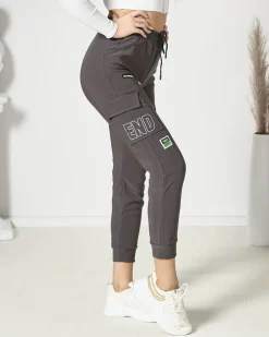 Royalfashion Ciemnoszare damskie spodnie typu bojówki z napisem