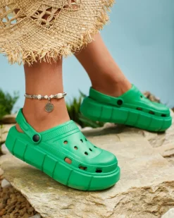 Royalfashion Ciemnozielone damskie klapki gumowe Kooranzan