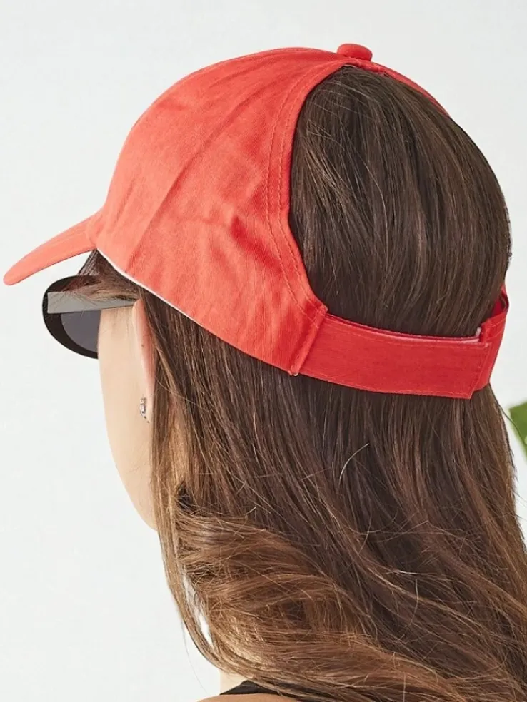 Royalfashion Czapka z daszkiem z naszywką Flash Cap