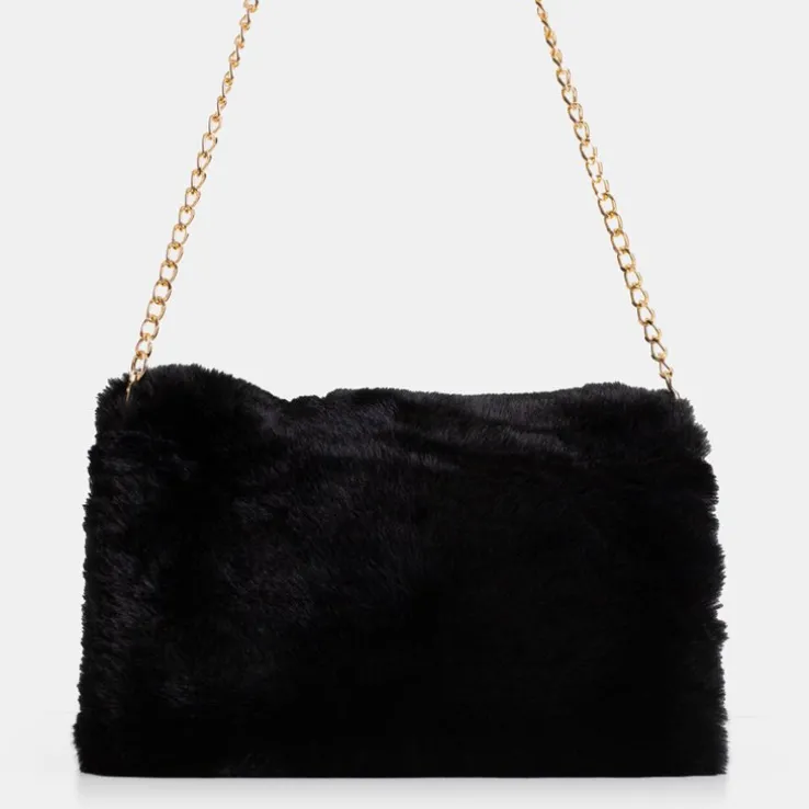 Royalfashion Czarna futrzana torebka na ramię